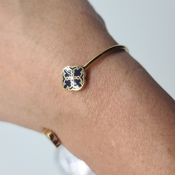 Kate Spade Open Cuff with Navy Enamel Filigree Detail on Ends! Rare & Retired - Picture 5 of 12